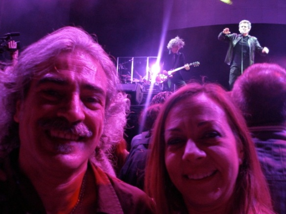 Fernando y Raquel en un concierto de Miguel Ríos.
